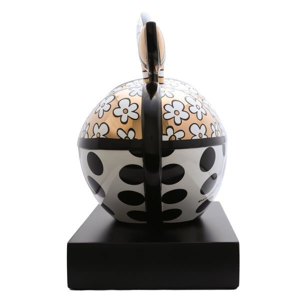 GOLDEN BIG APPLE